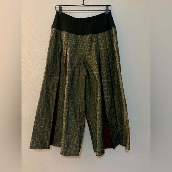 Luukaa Pants - Luukaa Olive Green Quilted Skirt-Pant with Black Waistband